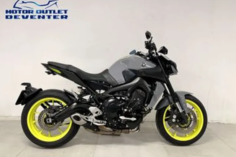 Yamaha MT-09 (2017)