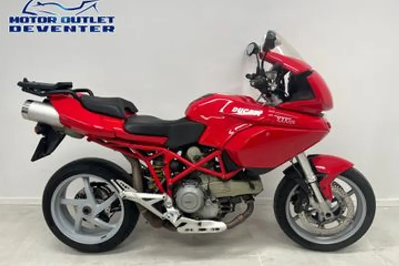Ducati 1000 DS Multistrada (2006)