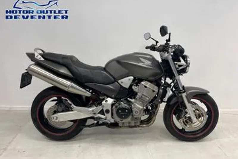 Honda CB 900 F Hornet (2002)