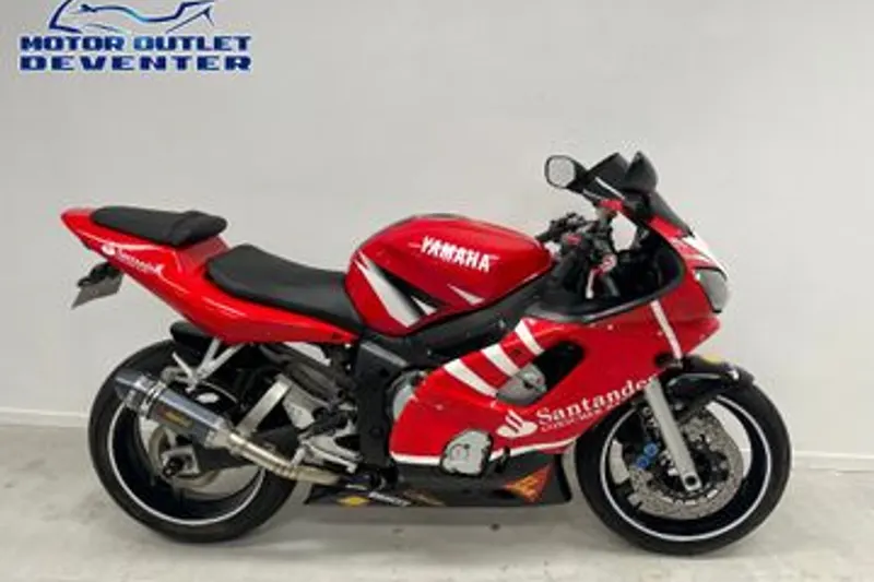 Yamaha YZF-R6 (2002)
