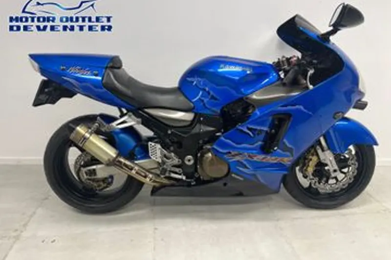 Kawasaki ZX 12R Ninja (2001)