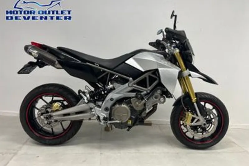 Aprilia Dorsoduro 750 (2008)