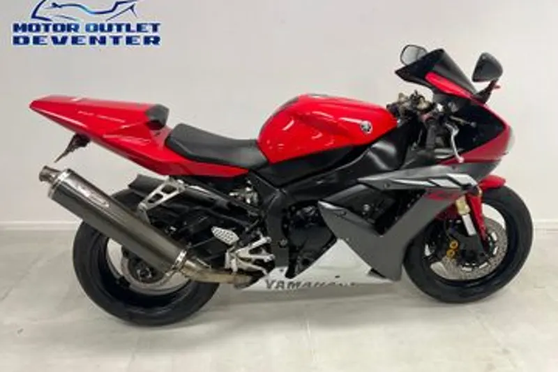 Yamaha YZF-R1 (2003)