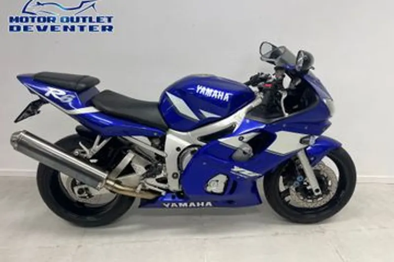Yamaha YZF-R6 (2001)