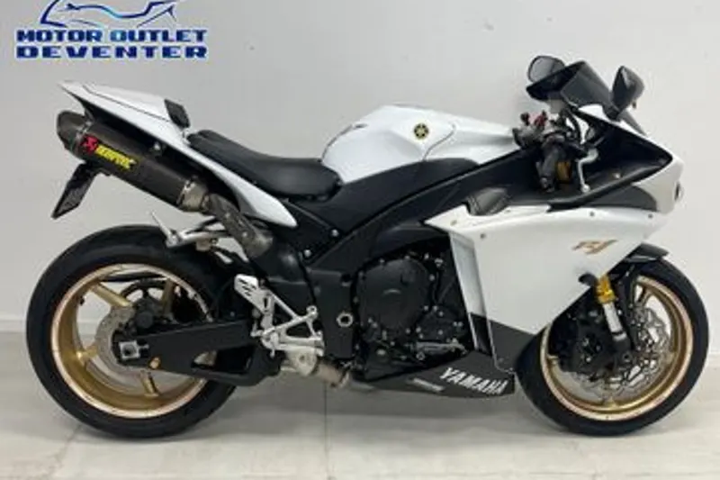 Yamaha YZF-R1 (2011)