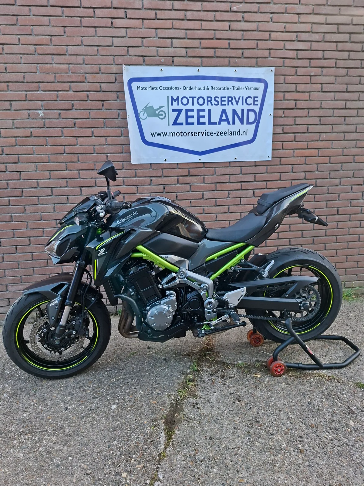 Kawasaki Z900 (2017) — foto 1