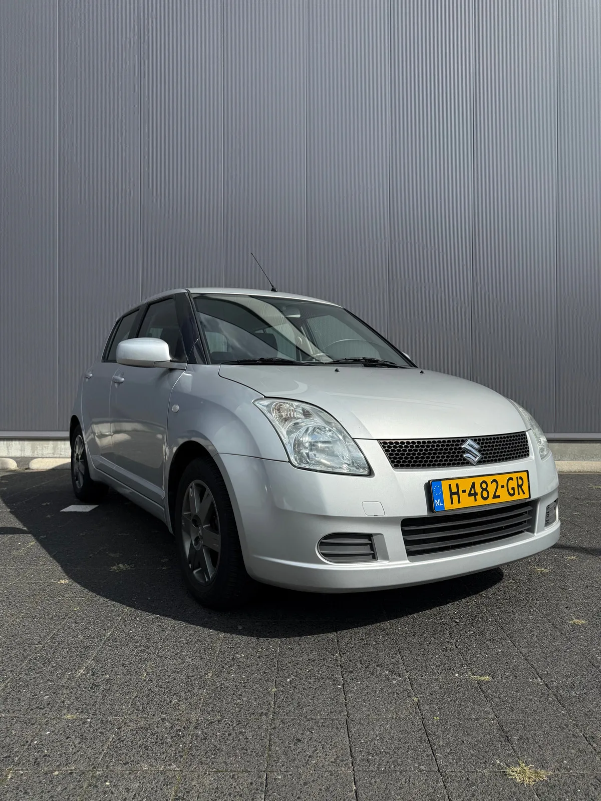Suzuki Swift (2005) — foto 1