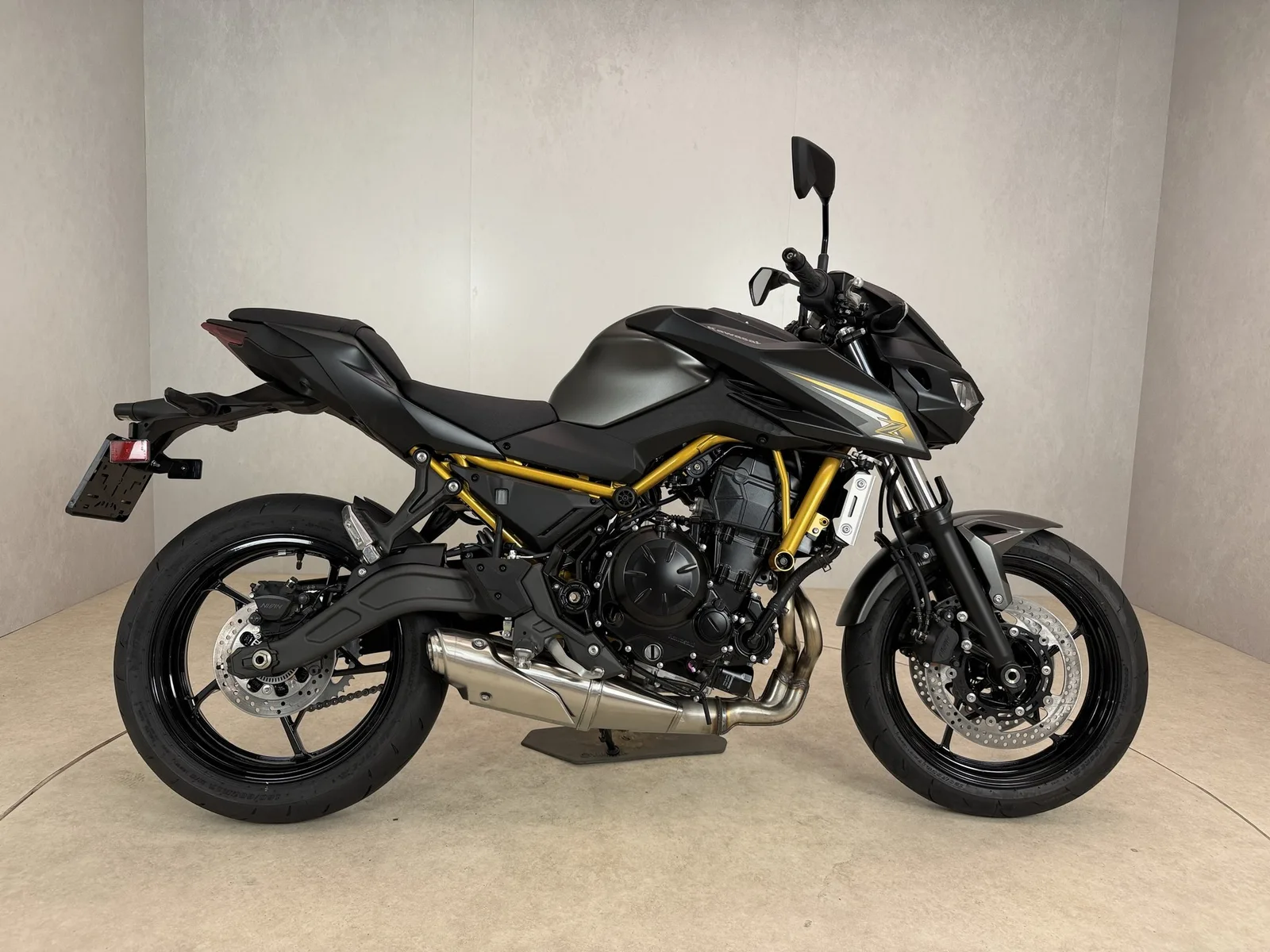 Kawasaki KLE500 SE (2026) — foto 1