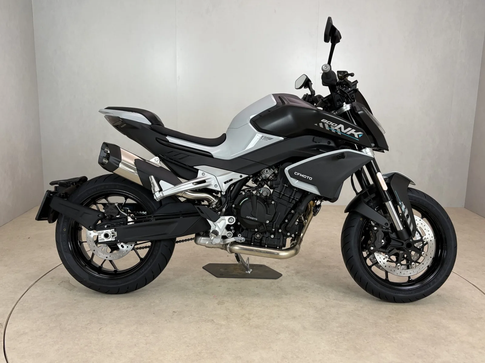 CFMoto 700 MT (2026) — foto 1