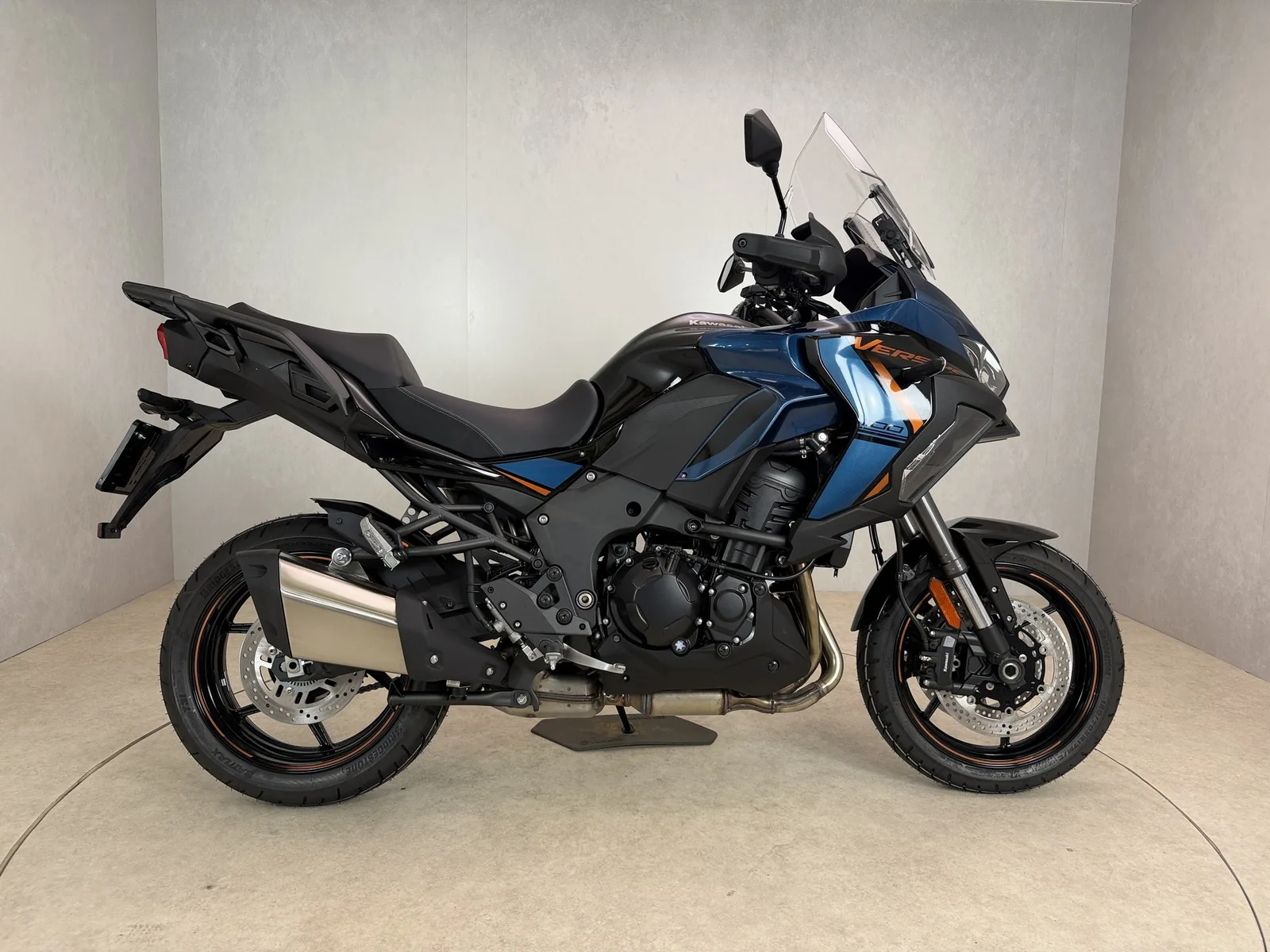 Kawasaki Z 900 RS SE (2026) — foto 1
