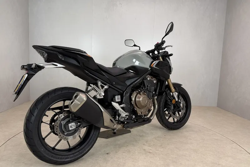 Honda CB500F (2023)