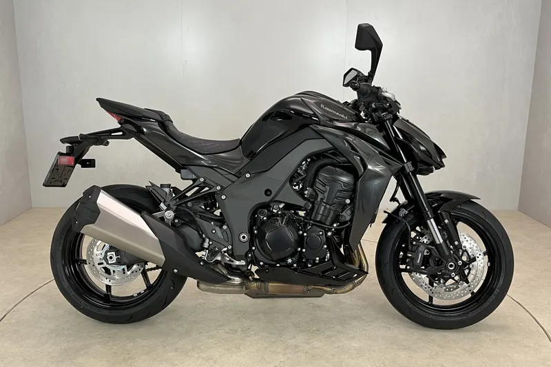 Kawasaki Z900 (2021)