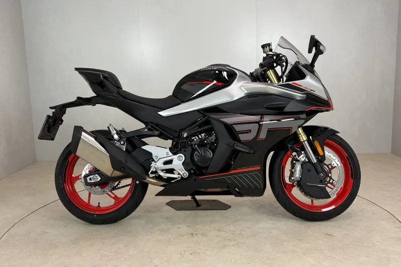 CFMoto 450 SR (2026)