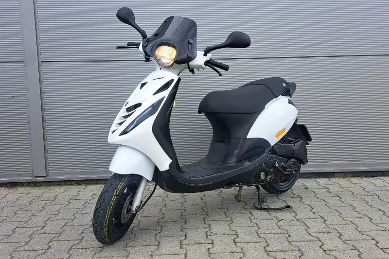 Piaggio Zip (2013)