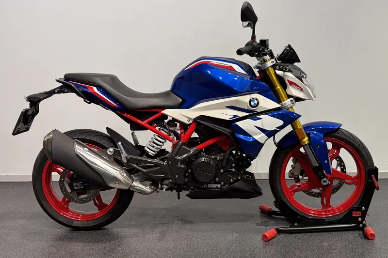 BMW G 310 R (2024)