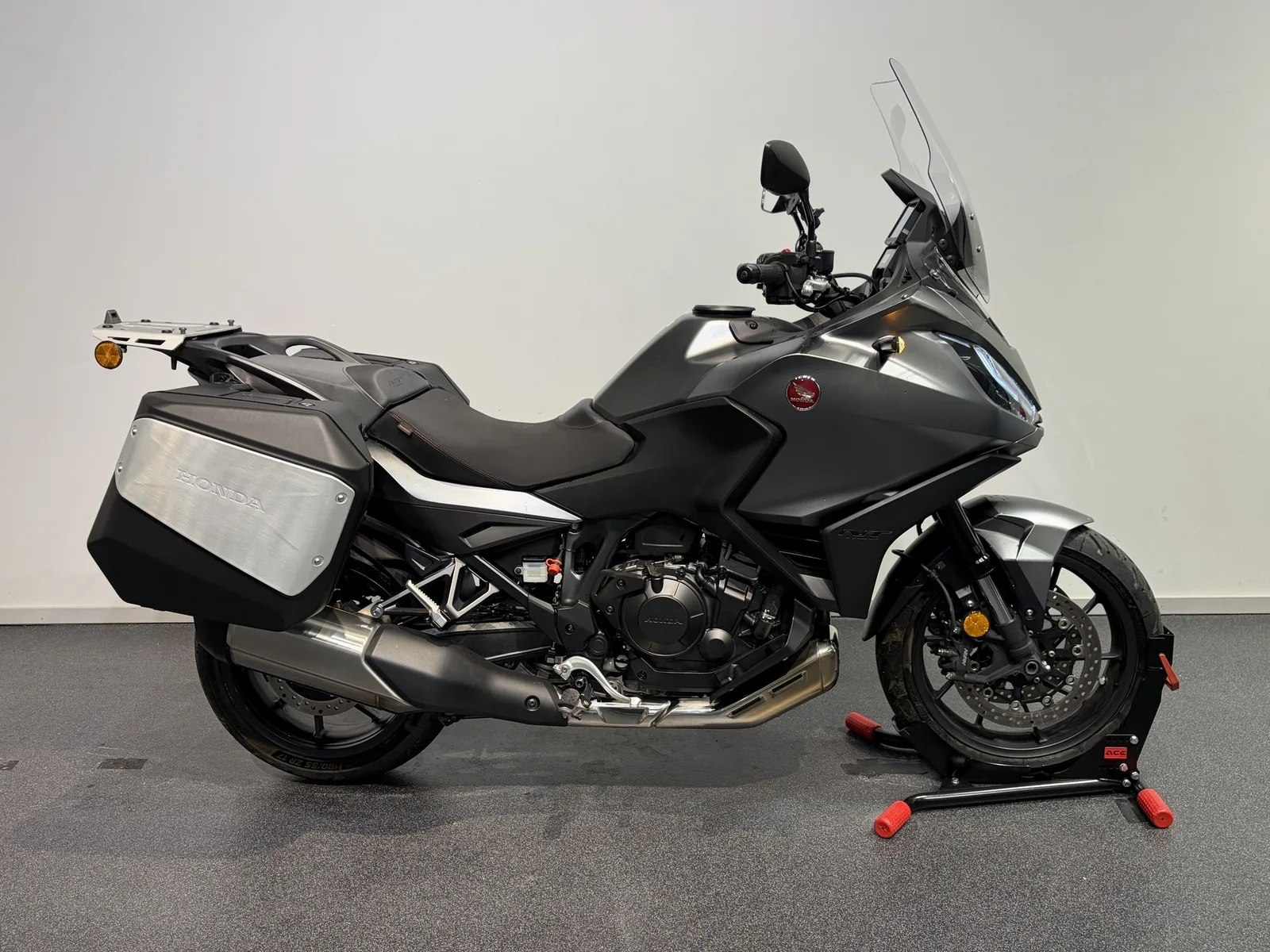 Honda NT 1100 (2023) — foto 1