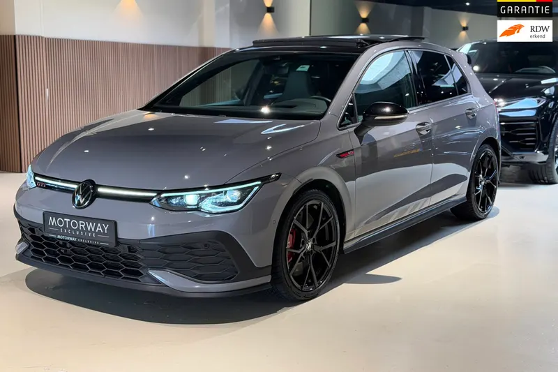 Volkswagen Golf (2024)