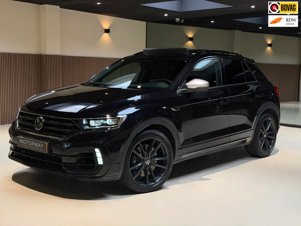 Volkswagen T-Roc (2021) — foto 1