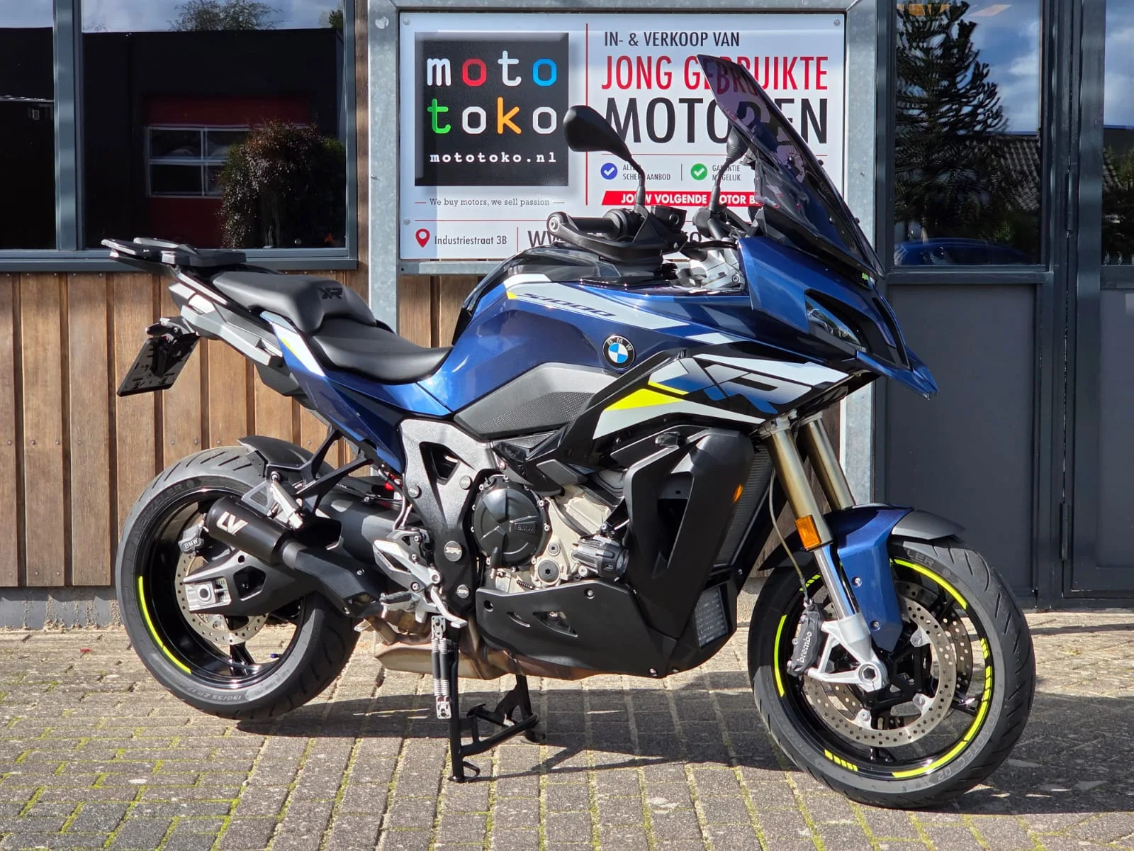 BMW S 1000 XR (2024) — foto 1
