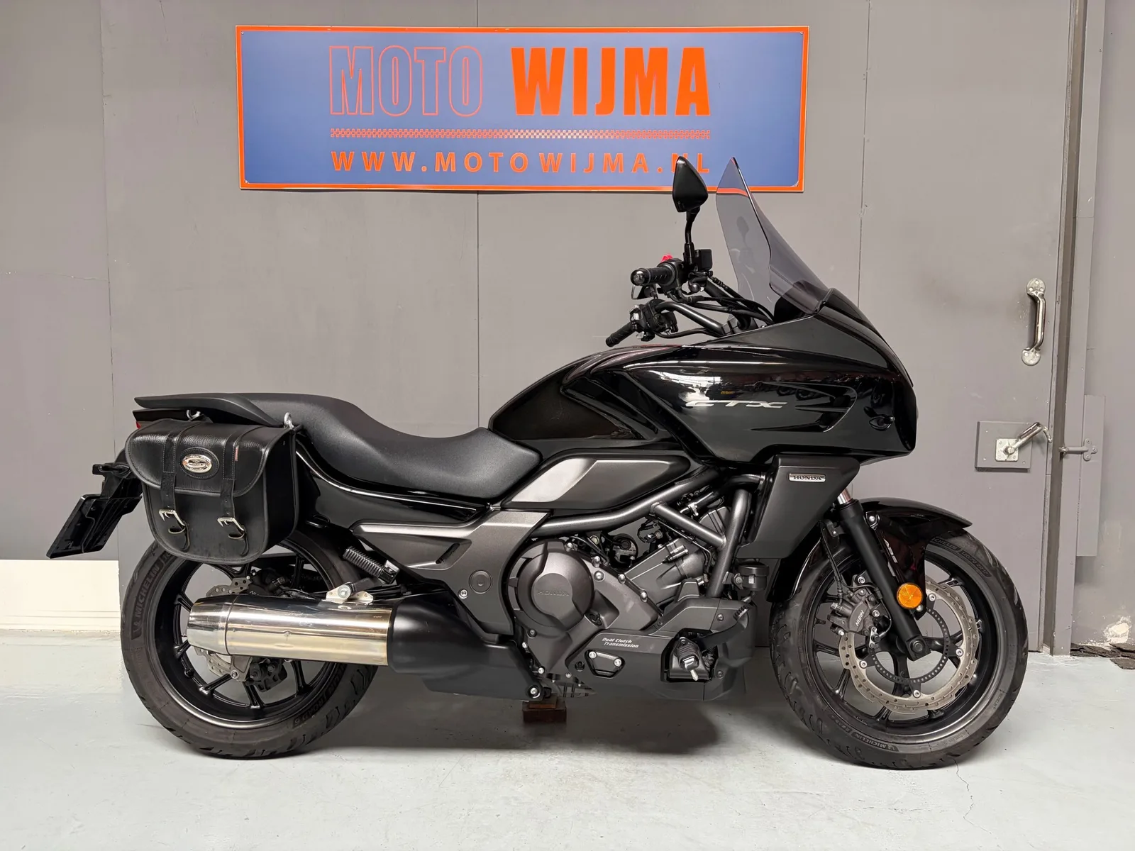 Honda CTX 700 (2016) — foto 1