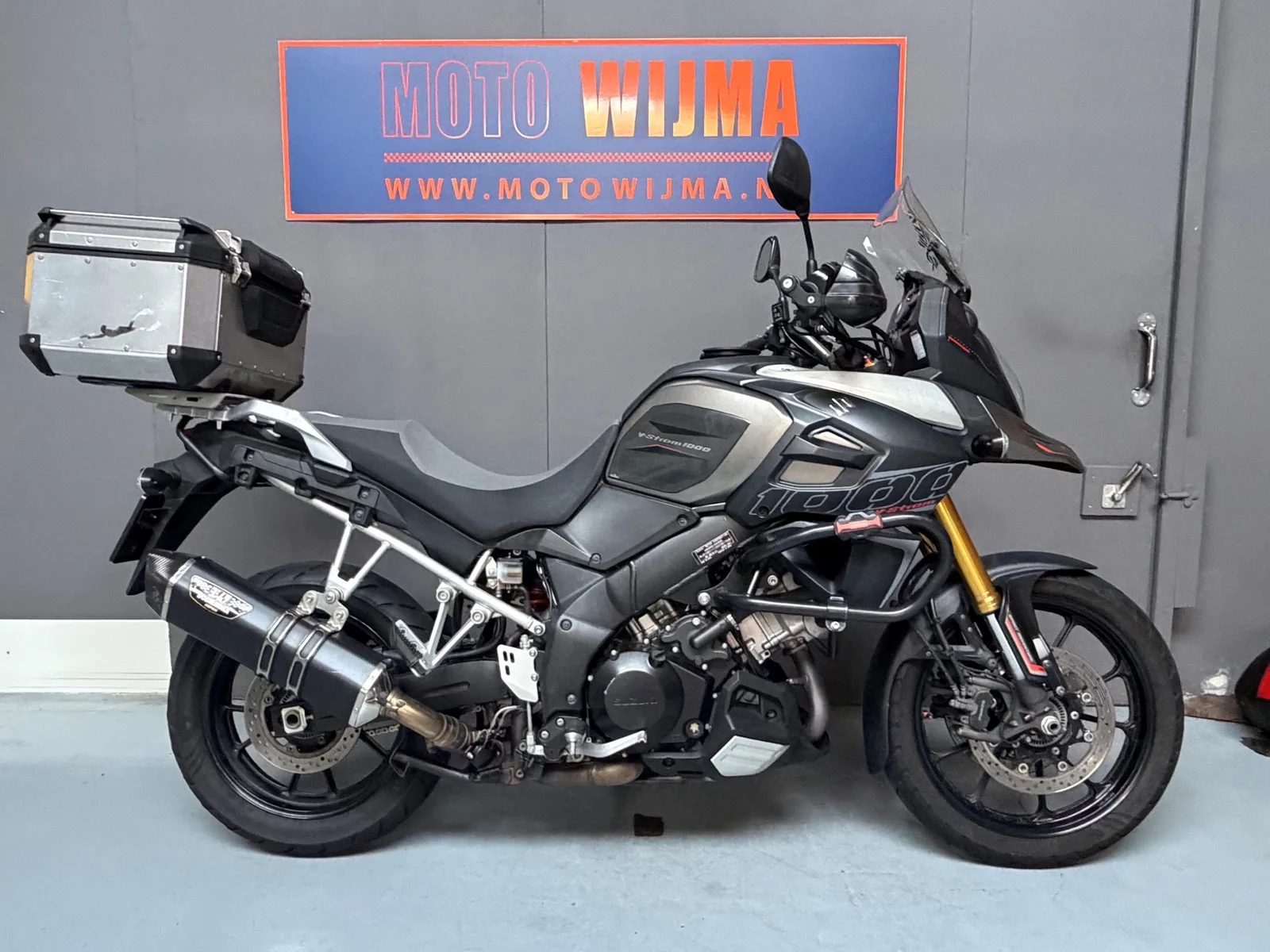 Suzuki DL 1000 V-Strom (2016) — foto 1