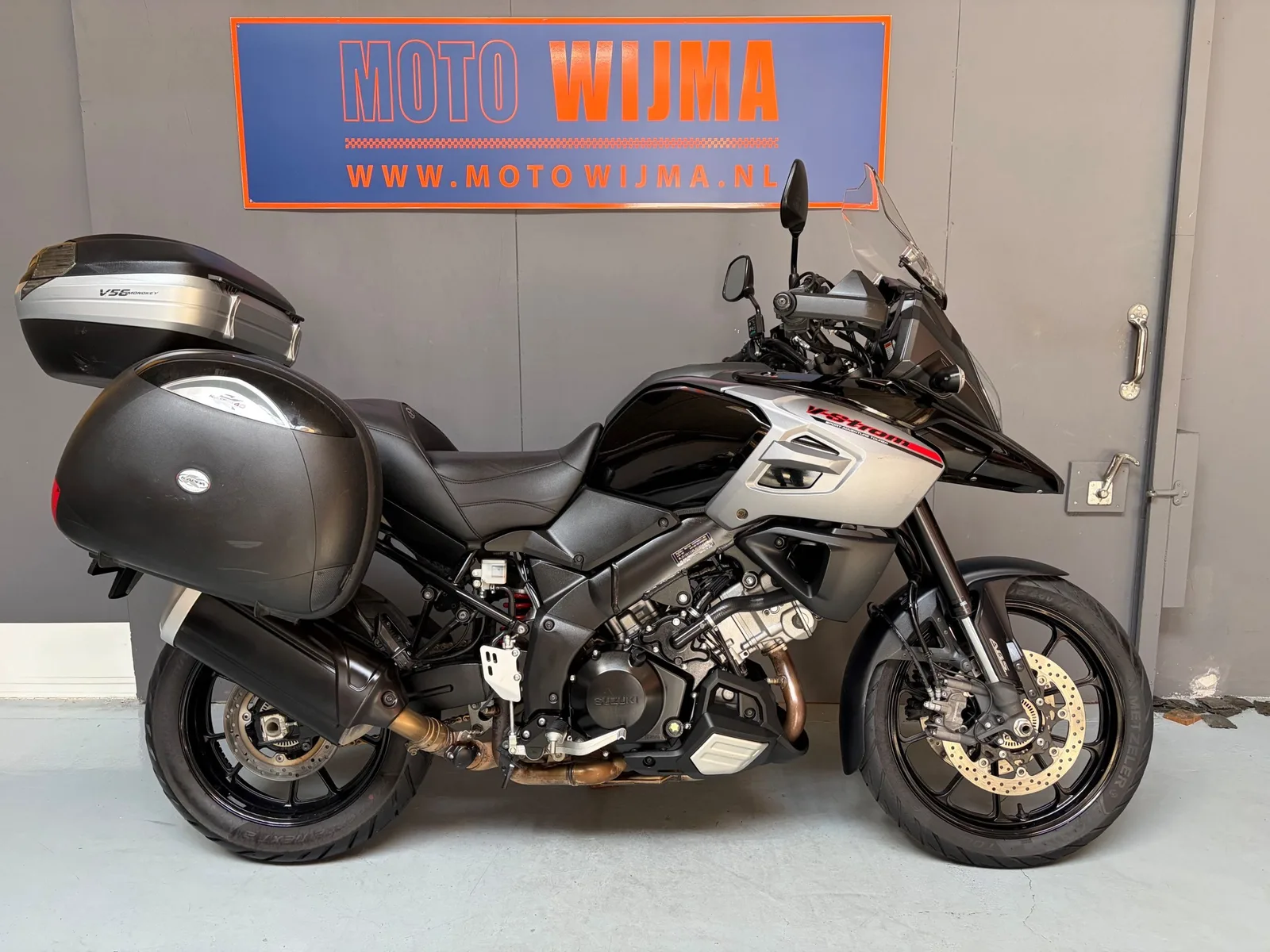 Suzuki DL 1000 V-Strom (2017) — foto 1