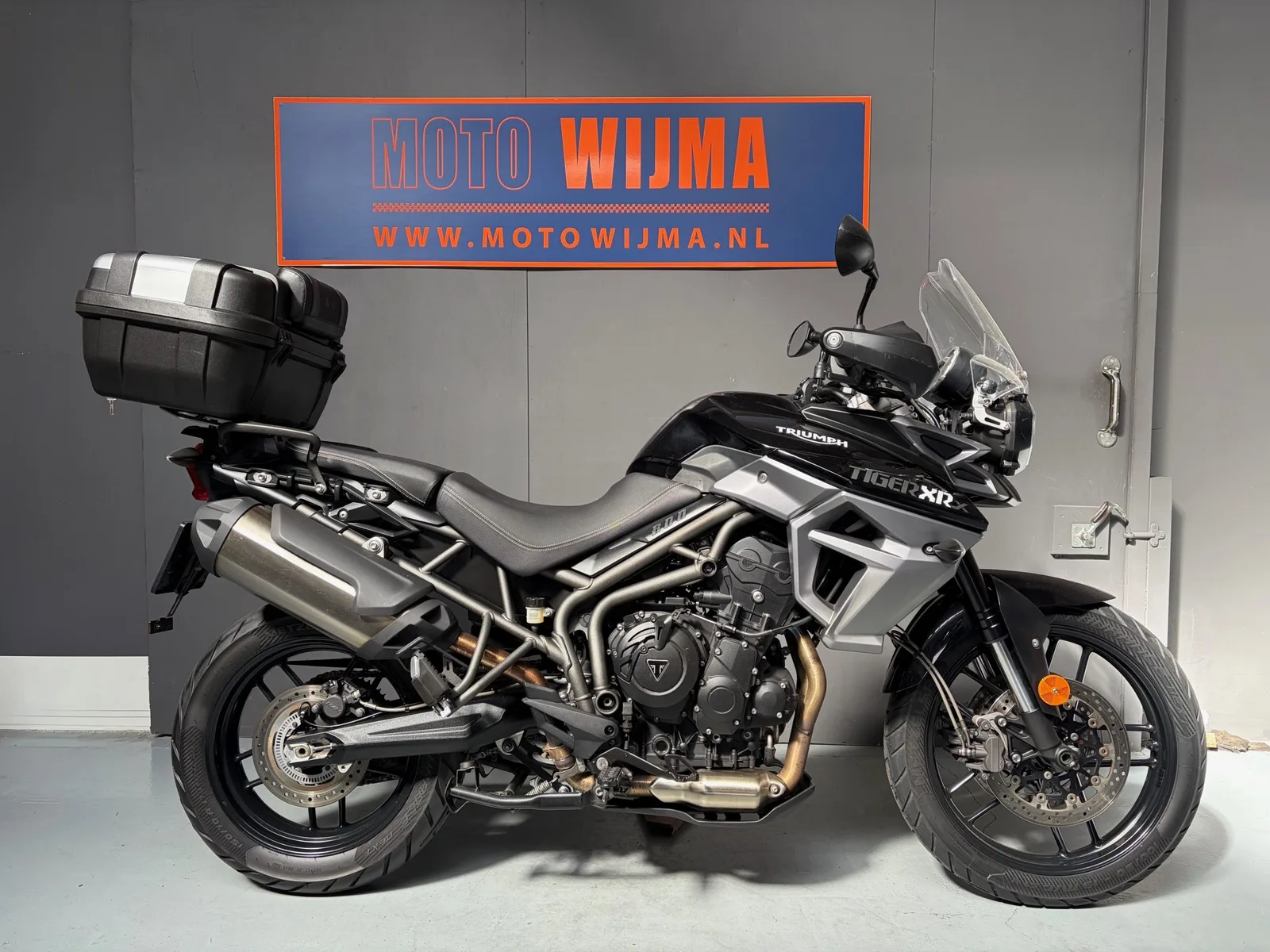 Triumph Tiger 800 XRX (2017) — foto 1