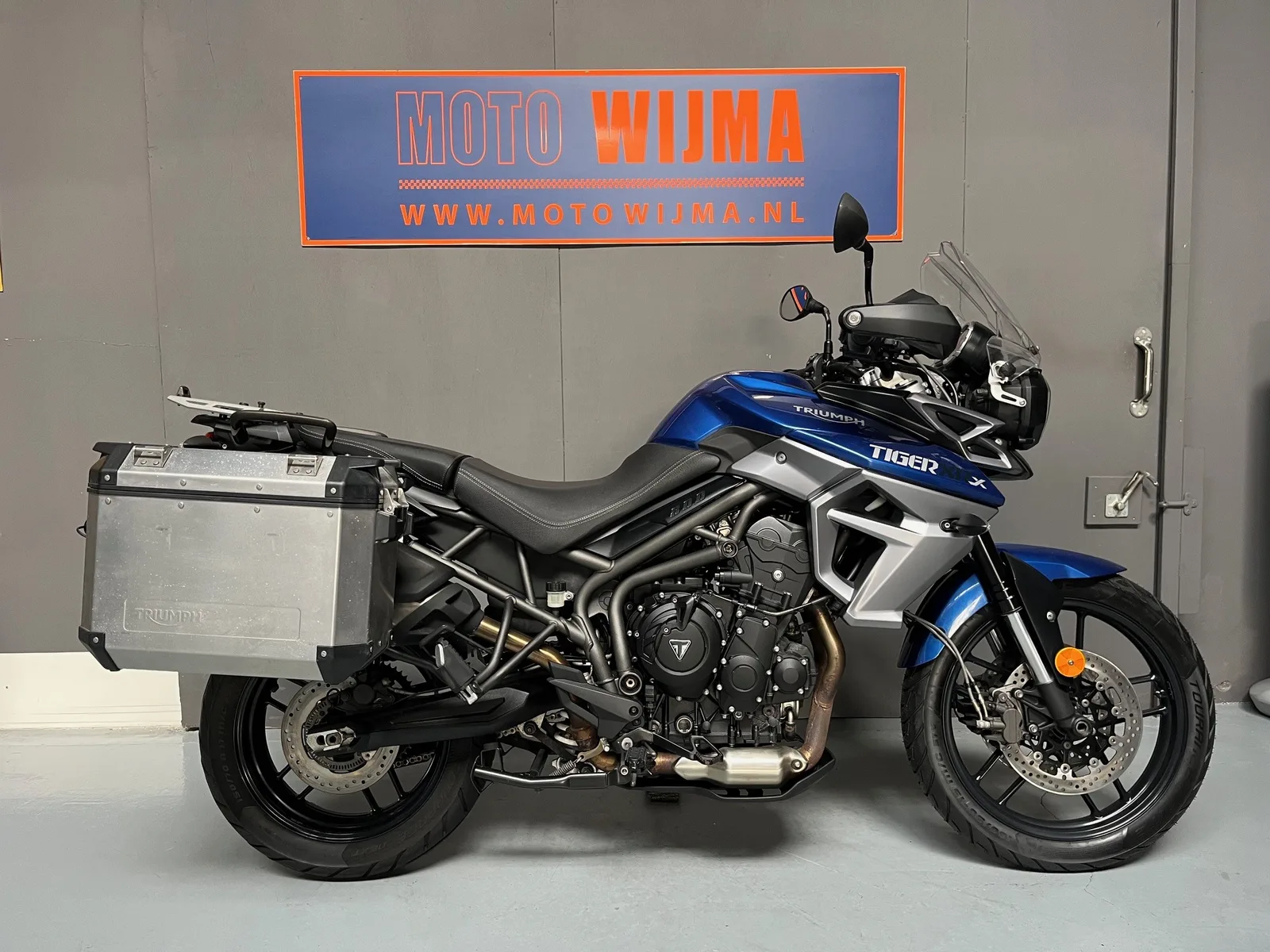 Triumph Tiger 800 XRX (2017) — foto 1