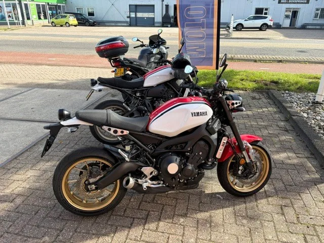 Yamaha XSR700 (2020) — foto 1