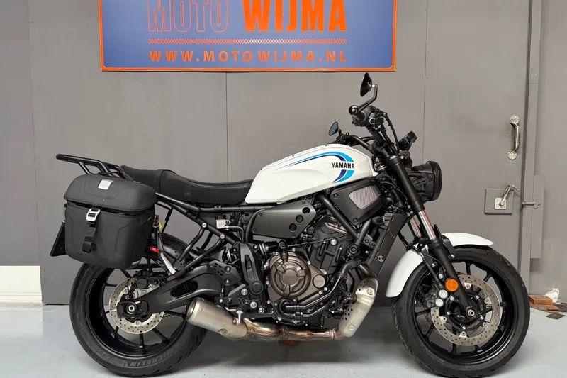 Yamaha XSR700 (2023)