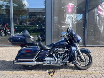 Harley-Davidson Ultra Limited (2018) — foto 1