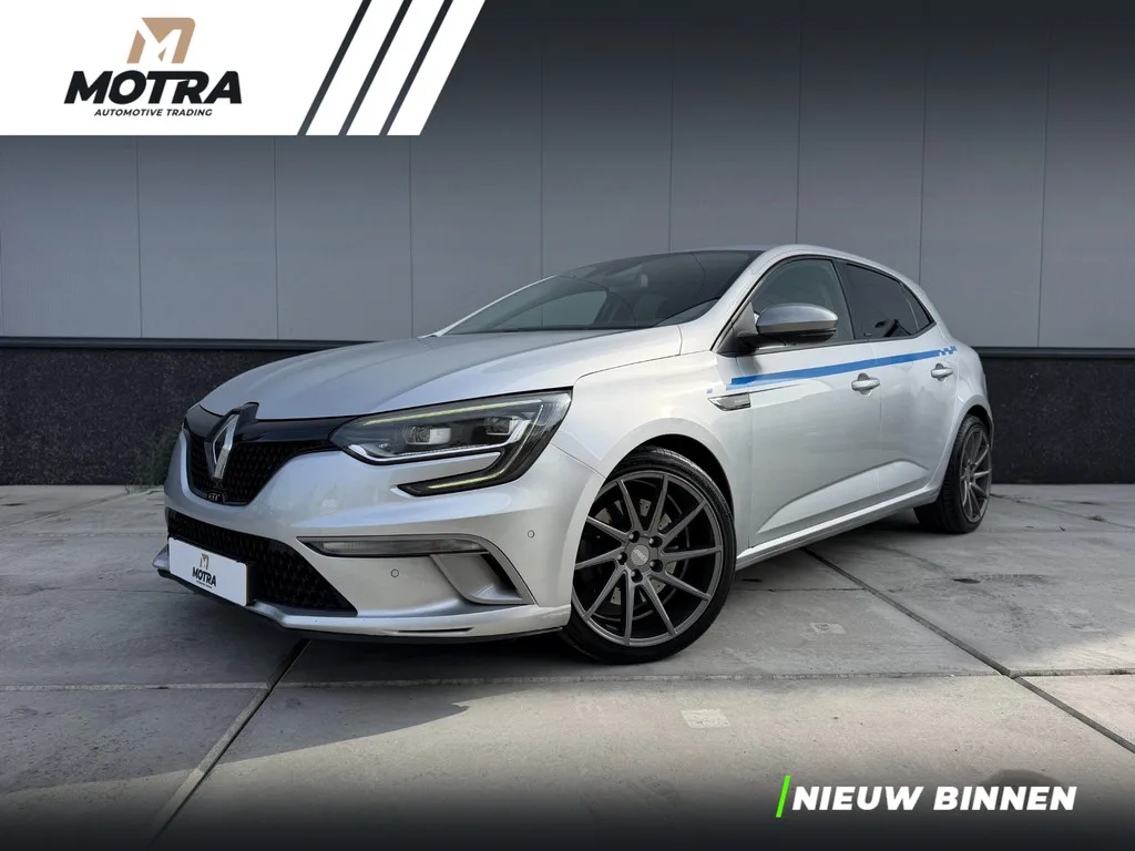 Renault Mégane (2017) — foto 1
