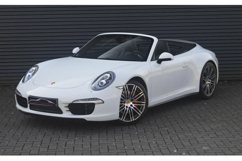 Porsche 911 (2015)