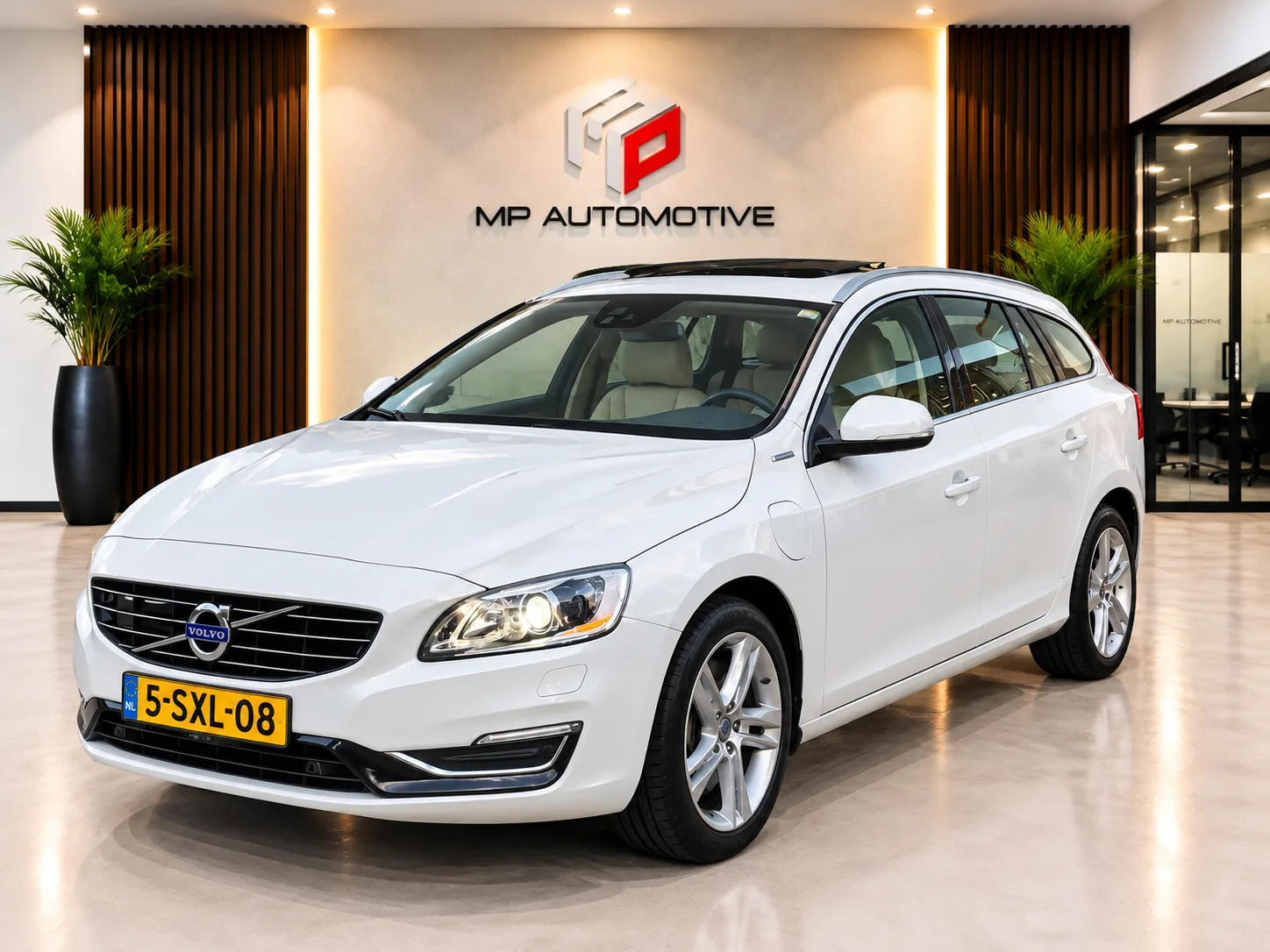 Volvo V60 (2013) — foto 1