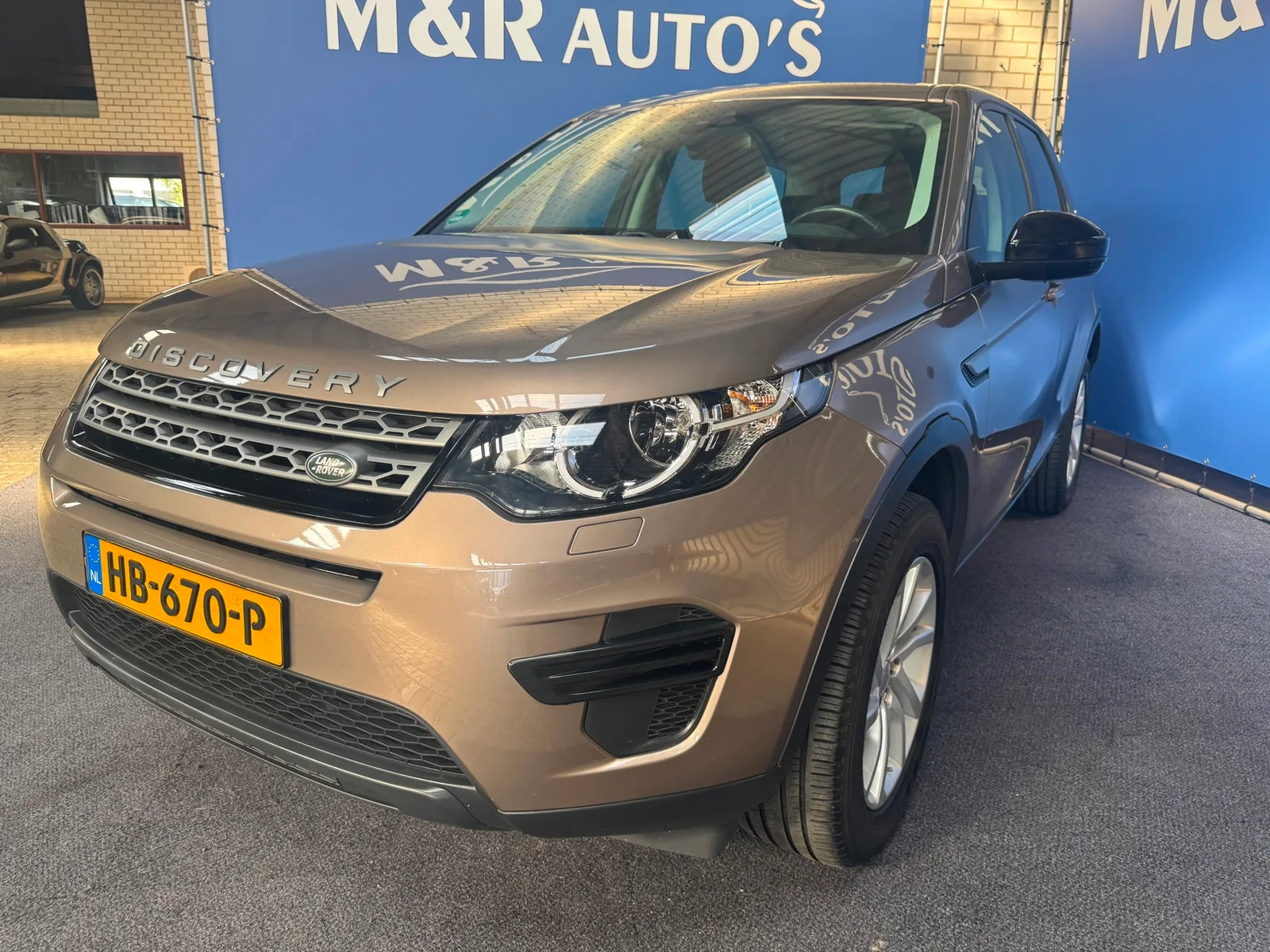 Land Rover Discovery Sport (2015) — foto 1