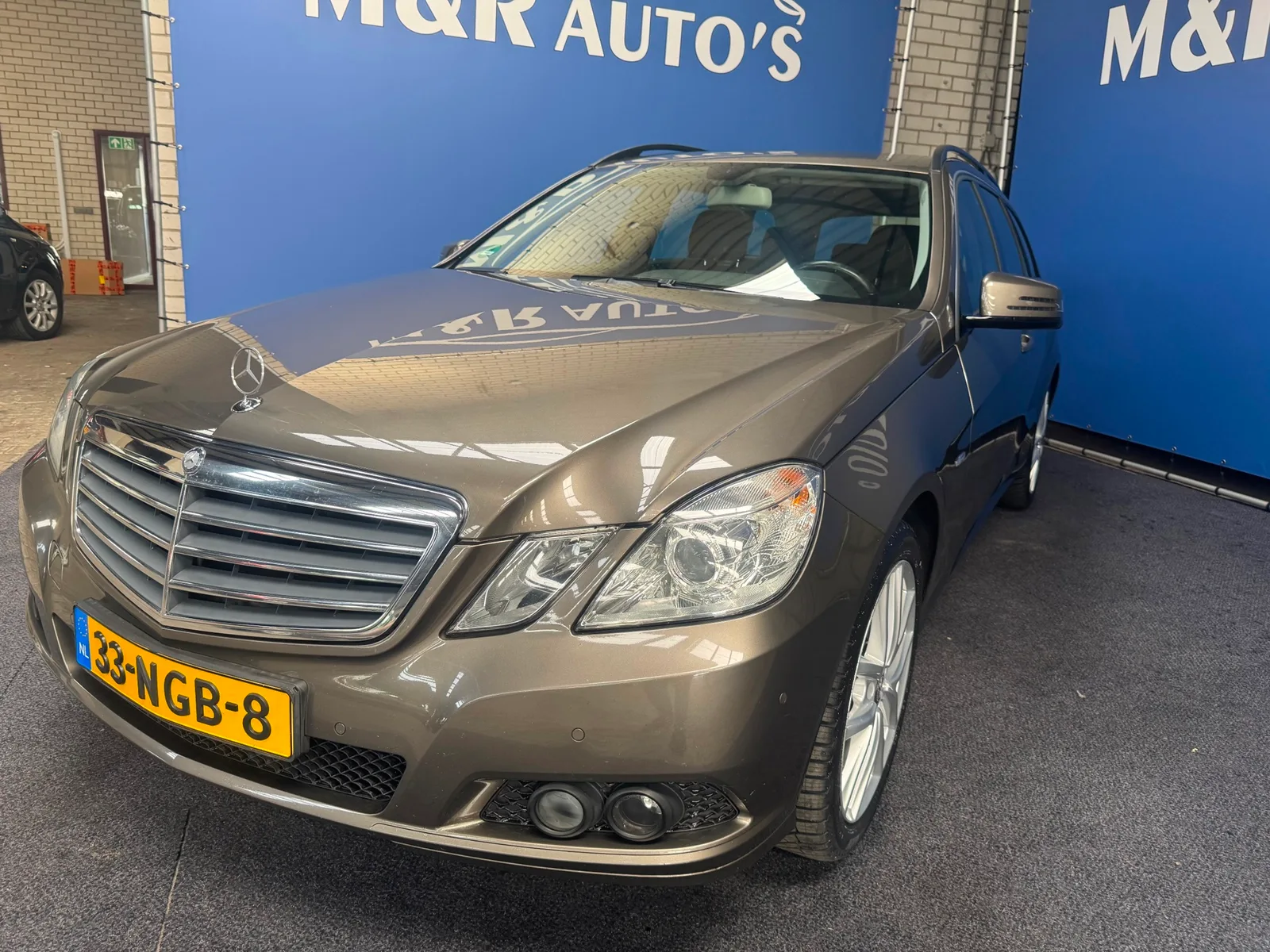 Mercedes-Benz E-Klasse (2010) — foto 1