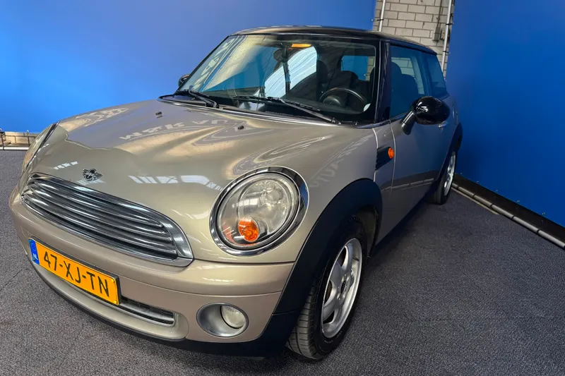 MINI Cooper (2007)