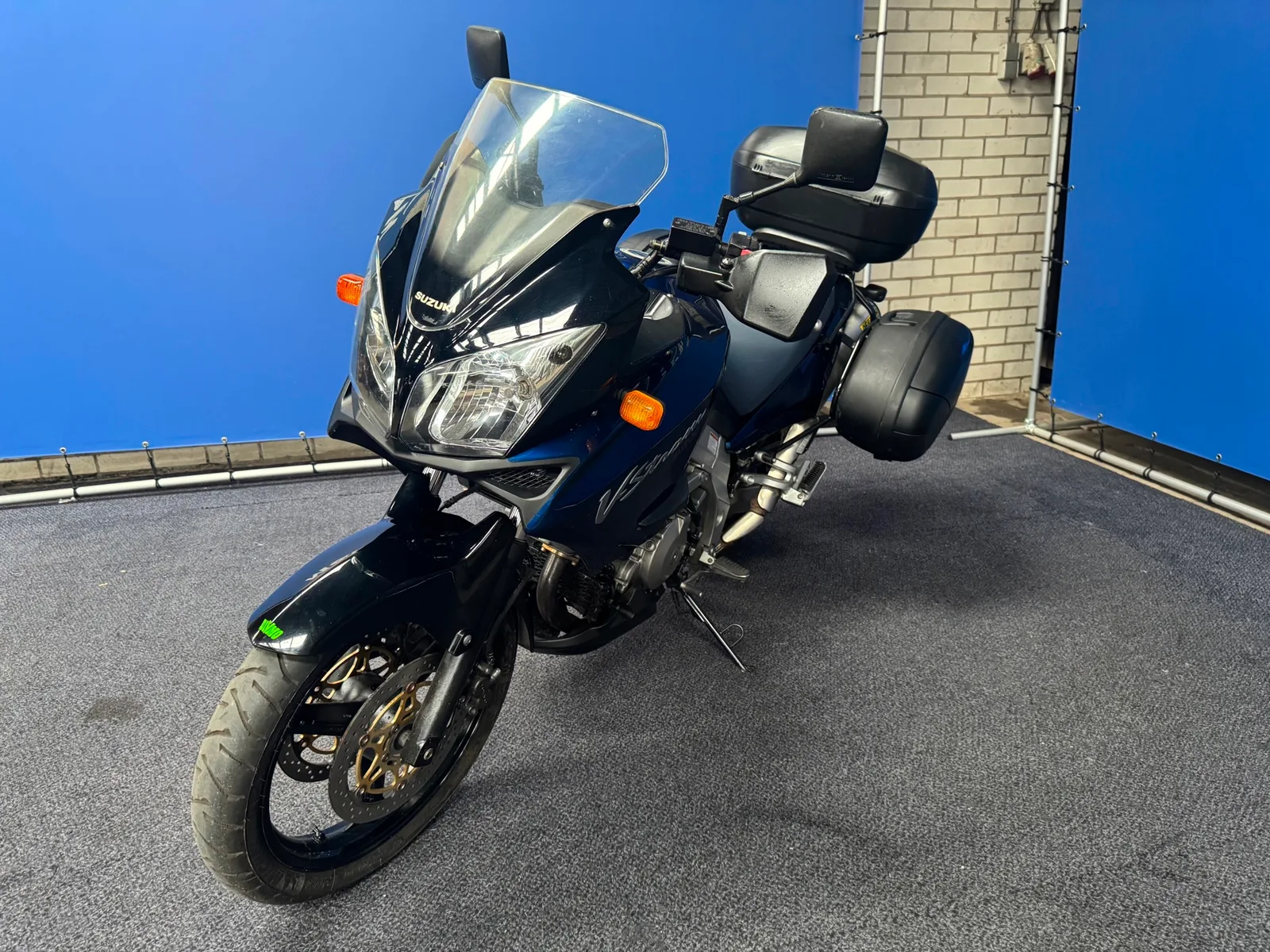 Suzuki DL1000 (2003) — foto 1