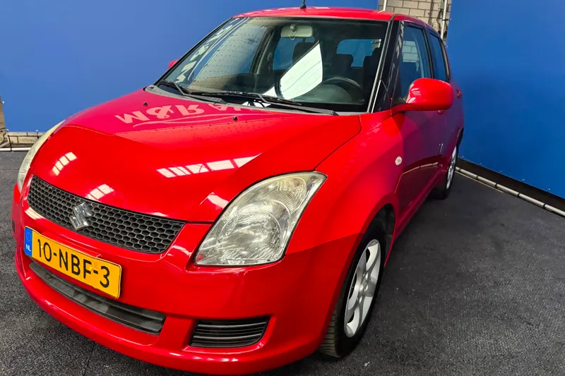 Suzuki Swift (2010)