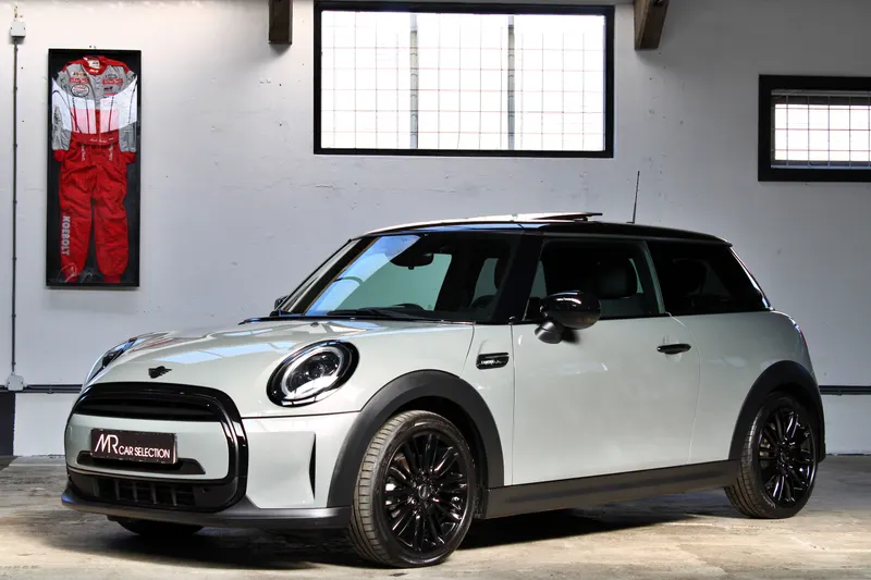 MINI Cooper (2021)