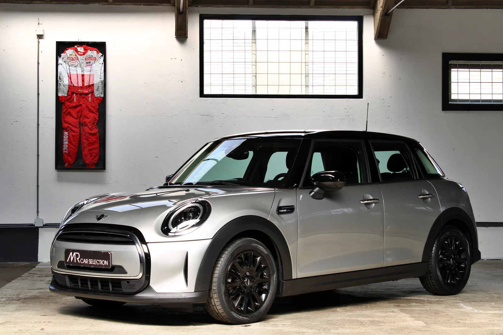 MINI Cooper (2024) — foto 1