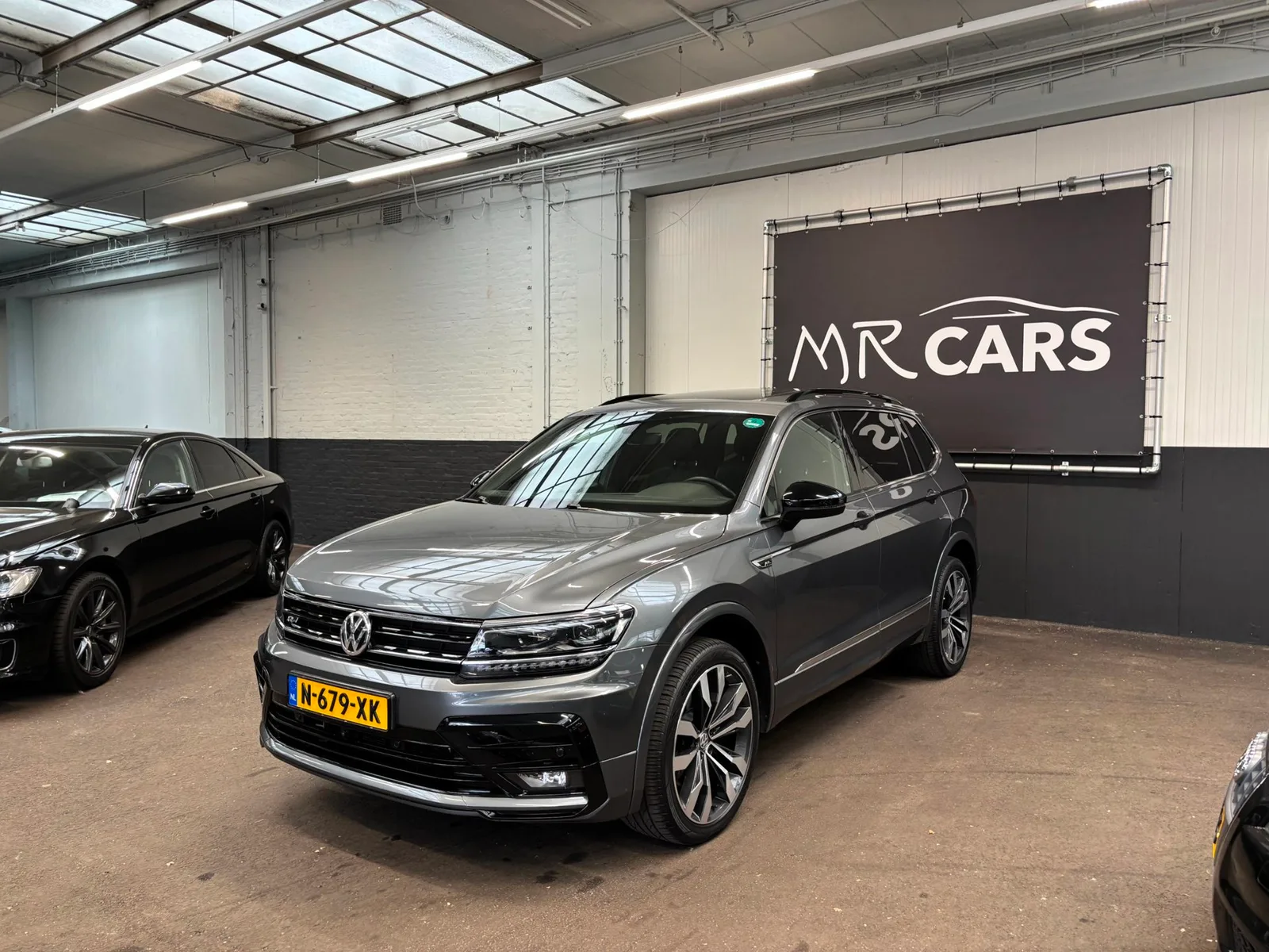 Volkswagen Tiguan (2020) — foto 1