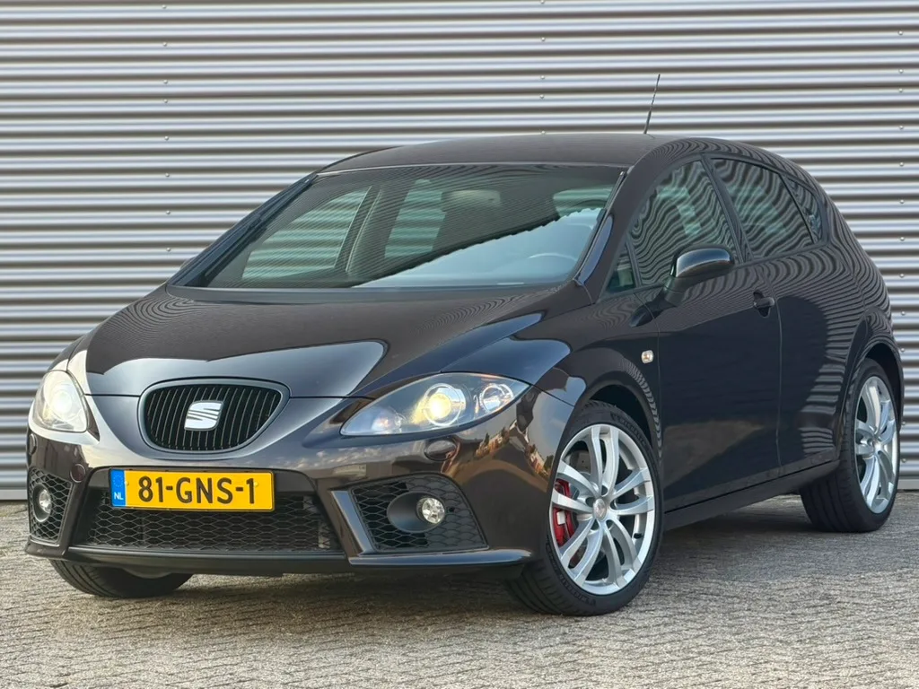 SEAT Leon (2006) — foto 1