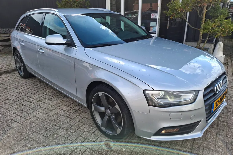 Audi A4 (2012)