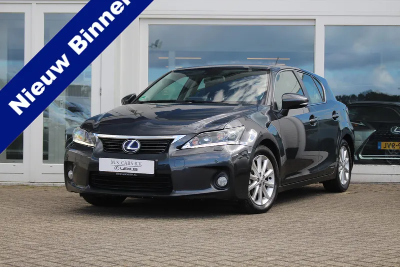 Lexus CT (2011)