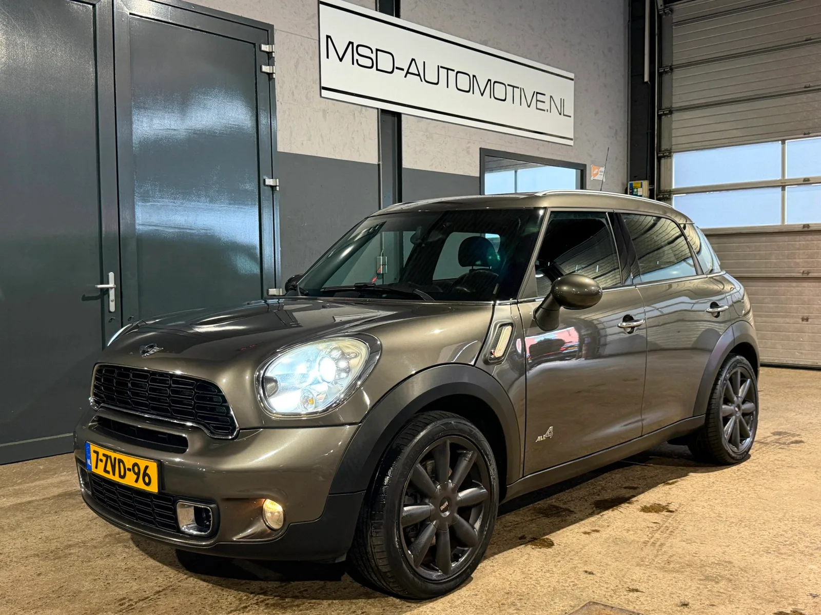 MINI Countryman (2011) — foto 1