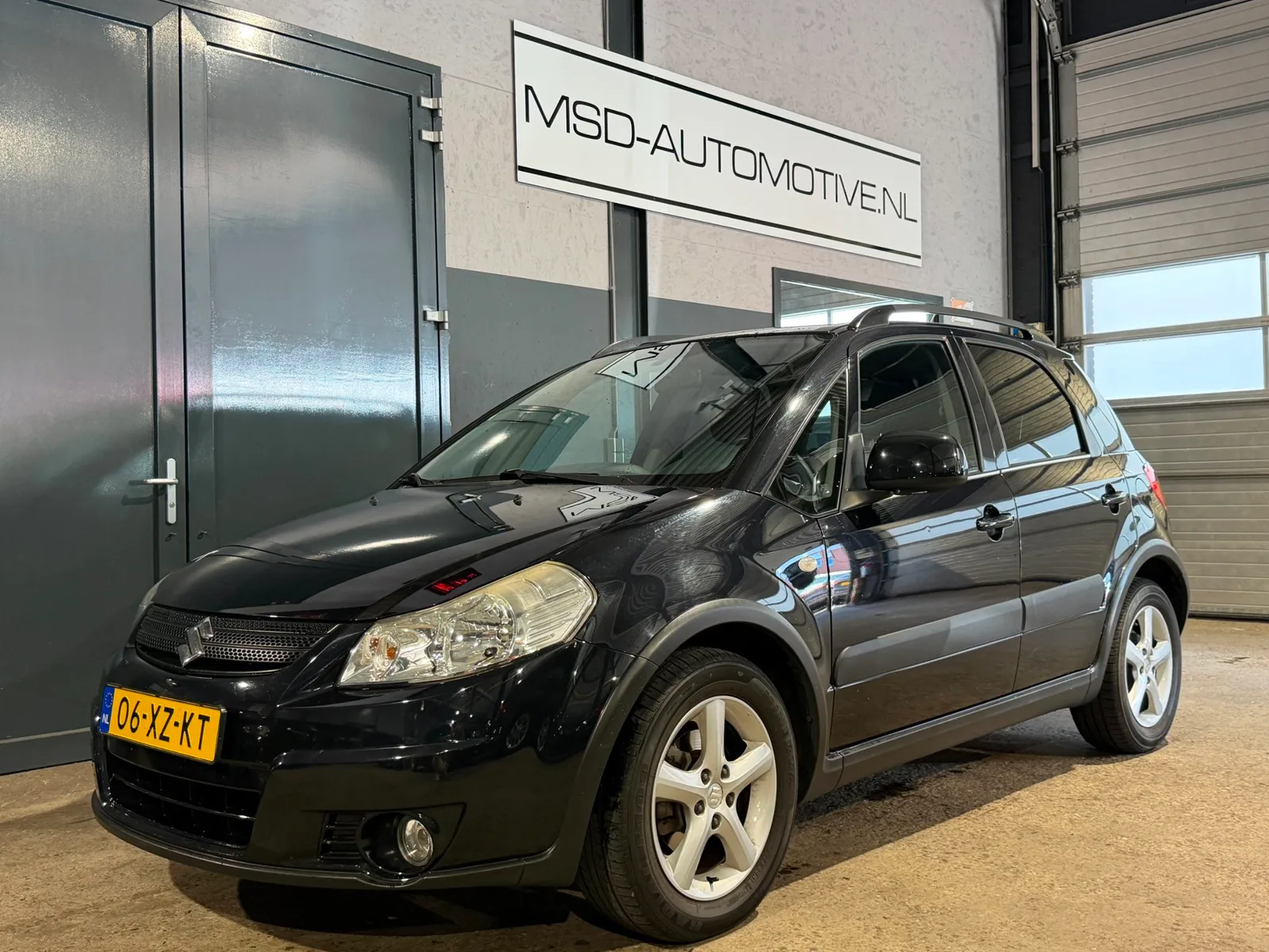 Suzuki SX4 (2007) — foto 1