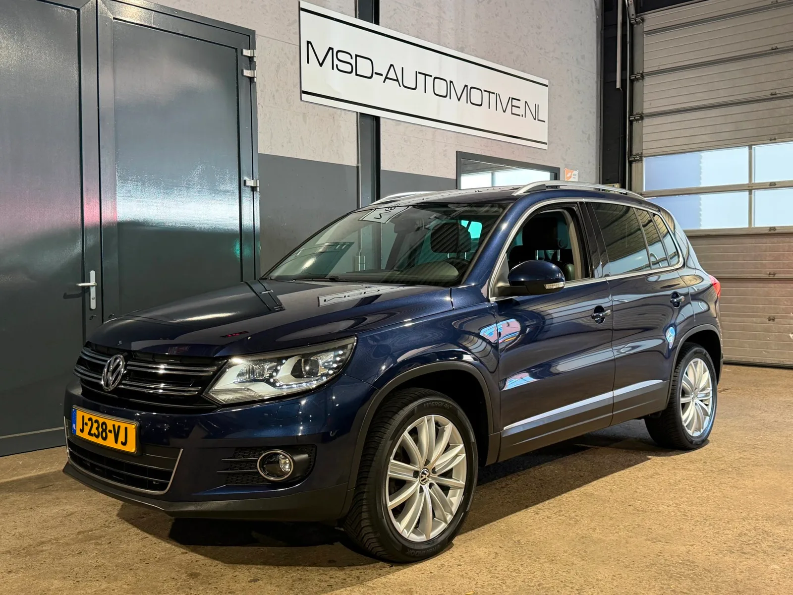 Volkswagen Tiguan (2012) — foto 1