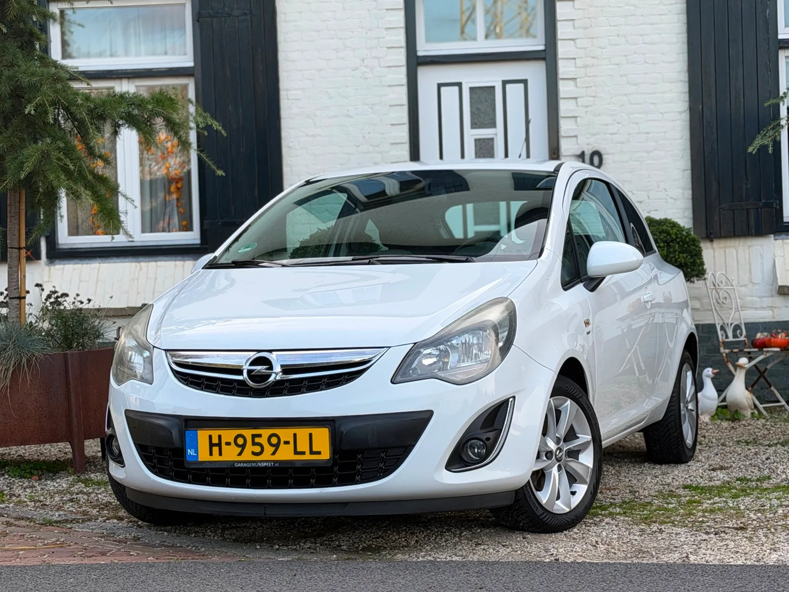 Opel Corsa (2014) — foto 1