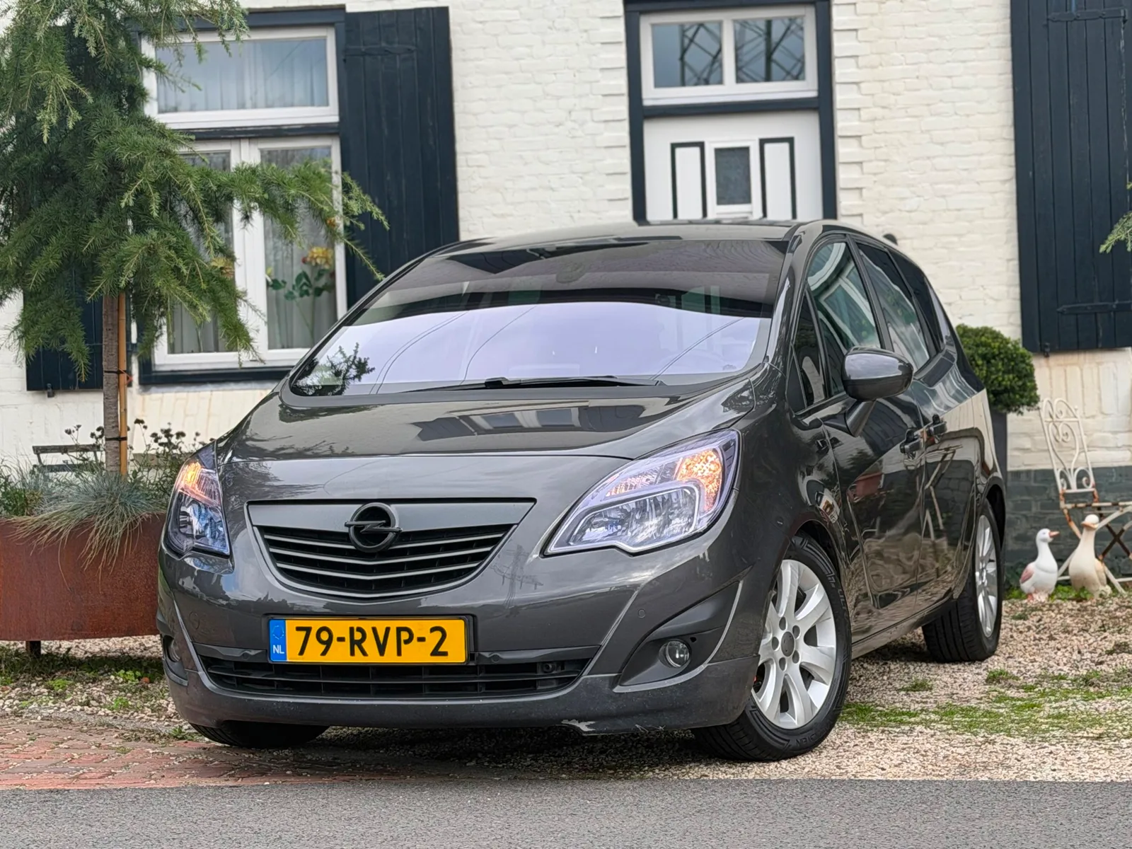 Opel Meriva (2011) — foto 1